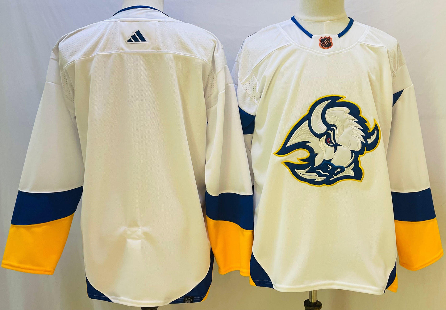 Buffalo Sabres Reverse Retro 2.0 Jersey